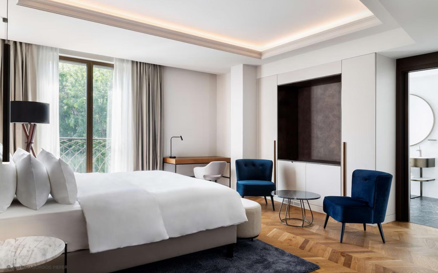 Borgos Pieper Radisson Collection Room image 04