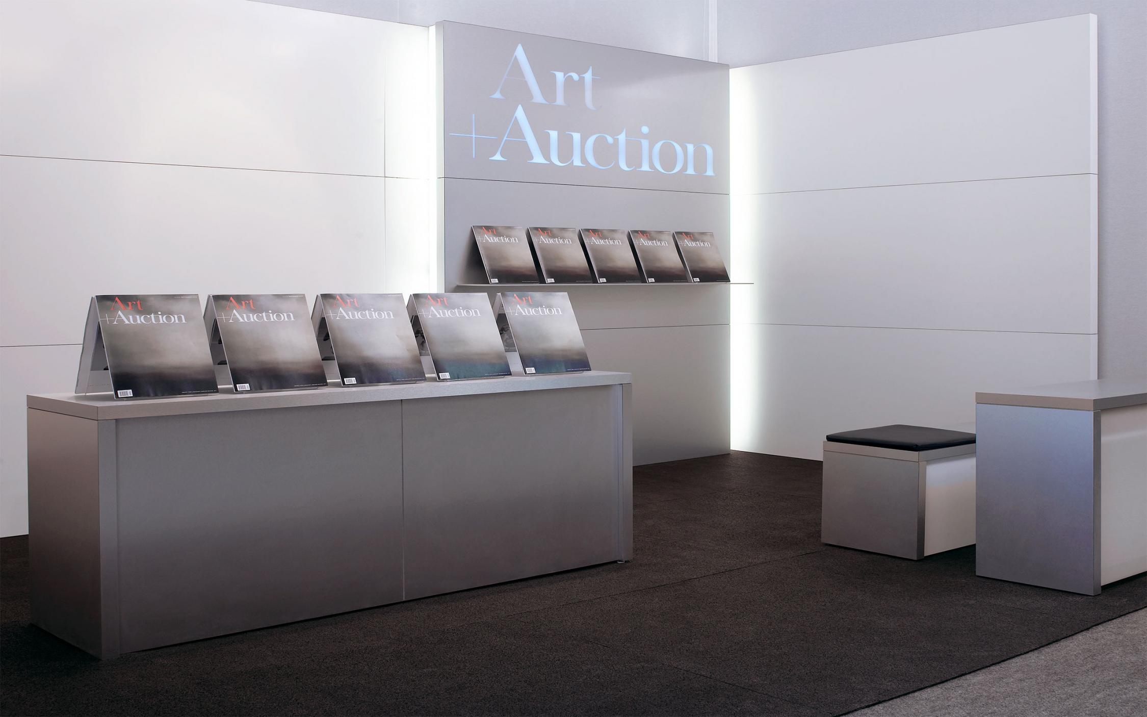 Art and auction furniture